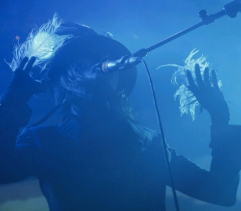 LIVE: IAMX opět v Praze aneb sexy klávesačka není všechno