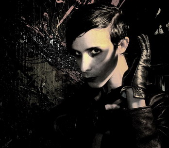 RECENZE: Kolovrátek IAMX začíná drhnout