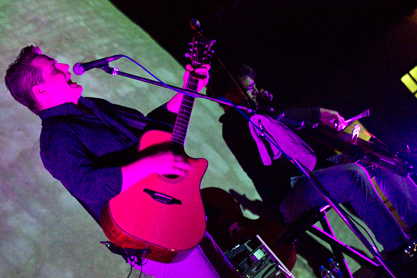 LIVE: IAN zahnali na Špilberku bouřku novinkami i tanečky