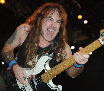 Steve Harris z Iron Maiden vydává sólovku