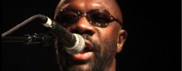 SMRT SI ŘÍKÁ ROCK'N'ROLL: Isaac Hayes (99.)
