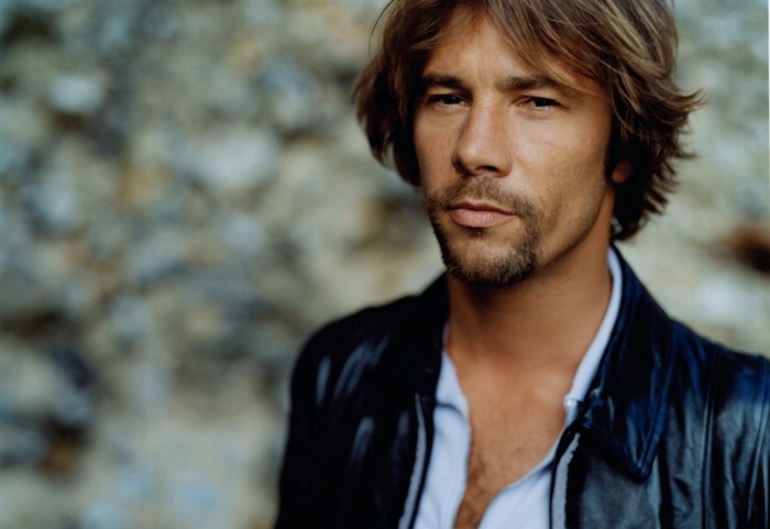 Jamiroquai poskytli píseň Smile volně ke stažení