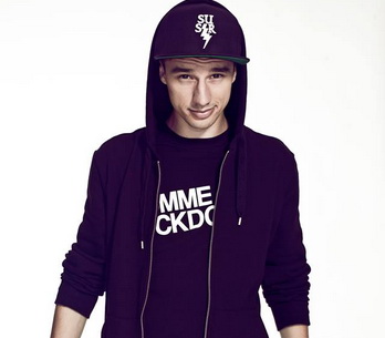 Johny Machette interview: Nesuďte mě podle dvou písniček