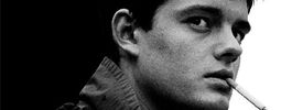SMRT SI ŘÍKÁ ROCK'N'ROLL: Ian Curtis (43.)