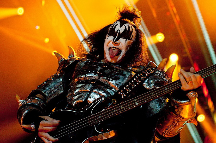 LIVE: Kiss dali O2 Areně lekci, jak se dělá hard rock