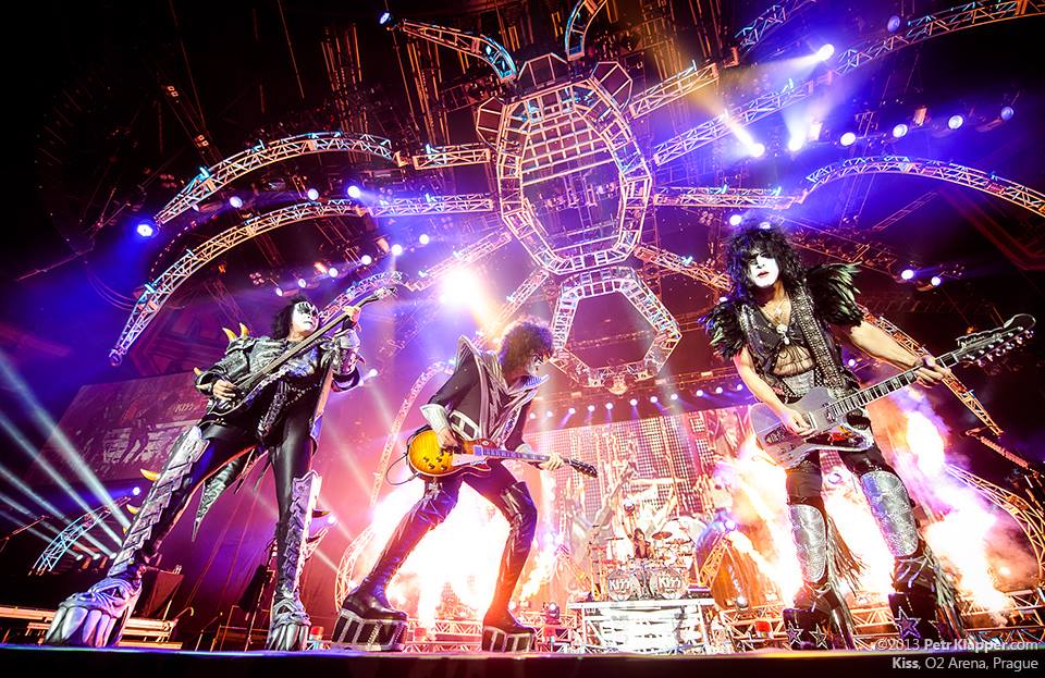 LIVE: Cirkusáci Kiss a jejich monstrum obsadili Prahu