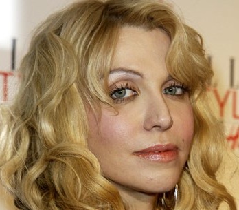 Je naprd nebrat kokain, říká Courtney ve své biografii