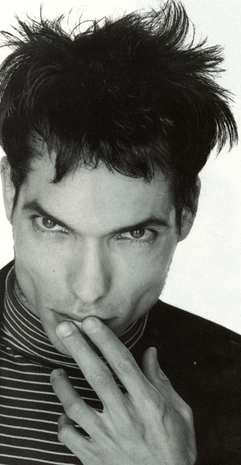 Ké interview: Svět nepotřebuje další prázdnou popovou hvězdu