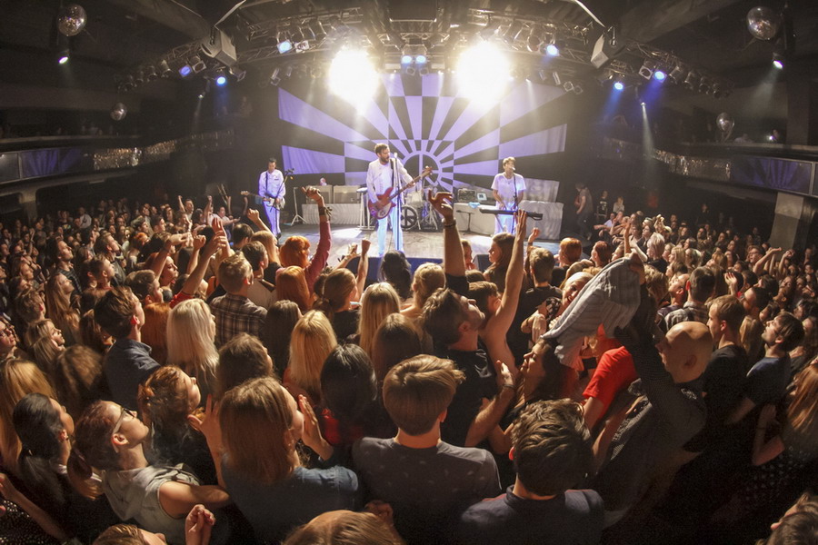 LIVE: Odcházení podle Klaxons není pouze černo-bílé