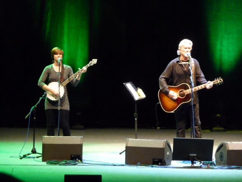 LIVE: Kristofferson i Daněk se v Praze vytasili se svými potomky 