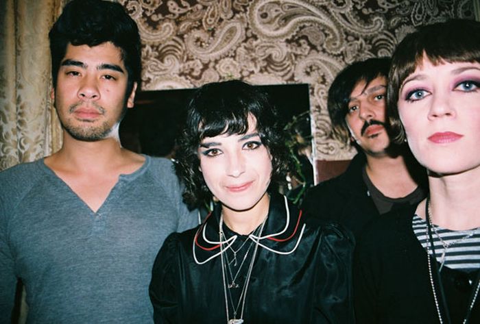 Poslechněte si nové album Gravity The Seducer od Ladytron