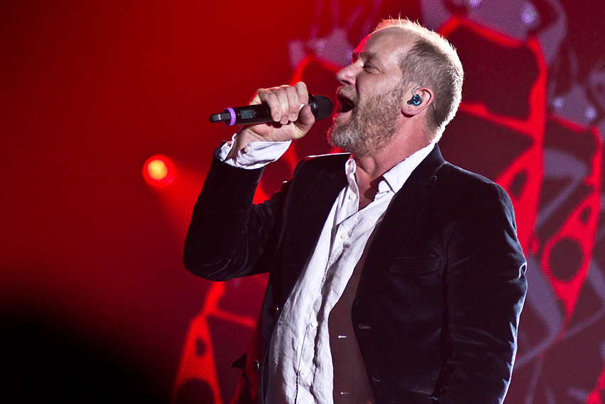 LIVE: Lucie v Brně - ohně, politika i Lenka Dusilová