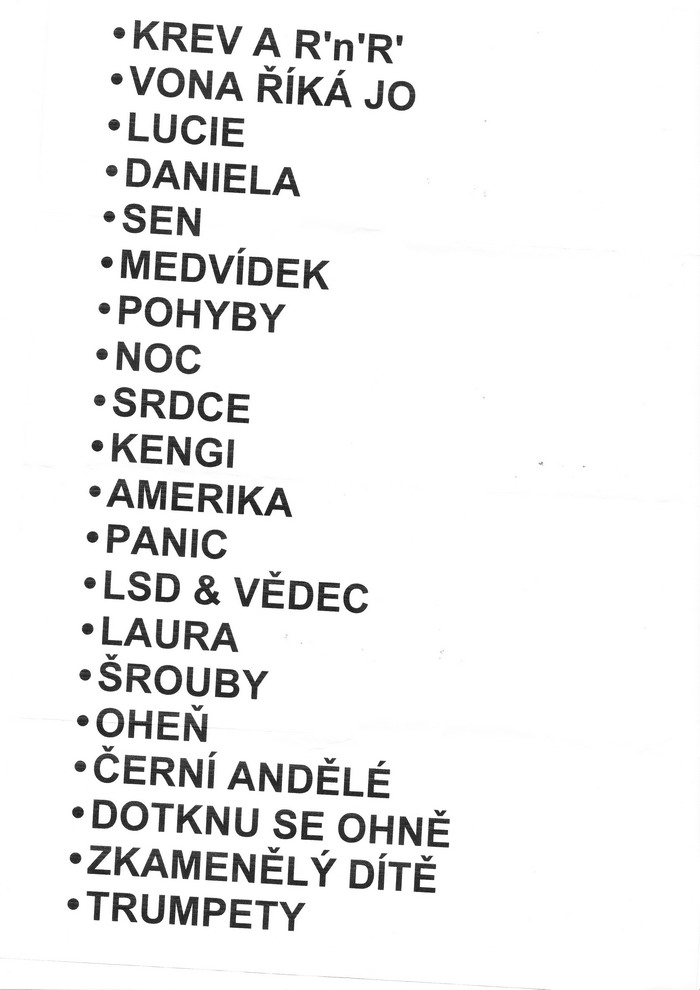 LIVE: Oheň bude svítit, Lucie (opět) hází zapálený sirky do trávy