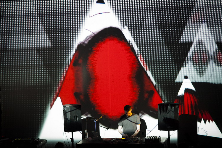 LIVE: Jako hlavní chod se podával Lunchmeat