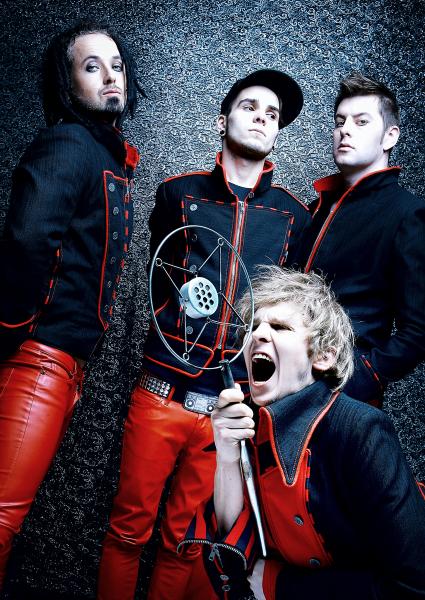 Mandrage na Rockfestu Vysmáté léto nahradí Ewu Farnou a Peter Bič Project