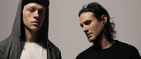 Poslechněte si skladbu od UNKLE, ve které hostuje Nick Cave