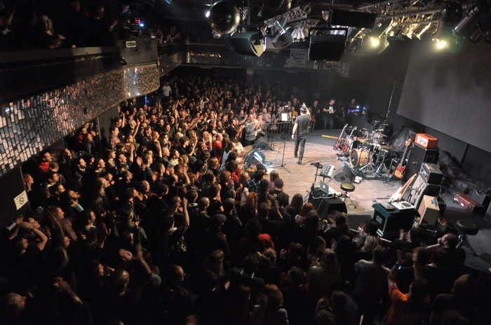 LIVE: Temný písničkář Mark Lanegan vítězí obsahem nad formou