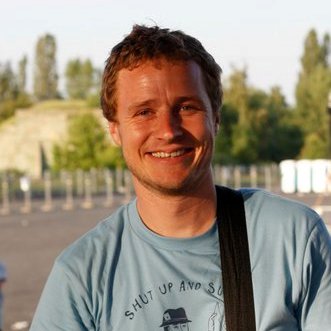 Rytmus, Tata Bojs, Dara Rolins nebo Sunshine Vám přejí do nového roku