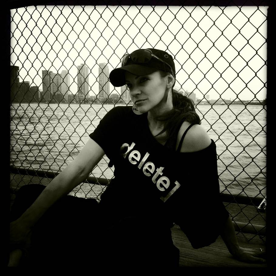 Misha: Potrebujem viac Aurelov /Andělov/? 