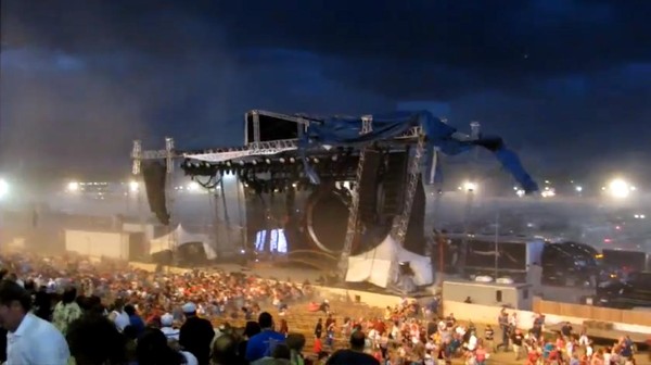 Na festivalu v Indianě se zřítila stage, zabila čtyři lidi