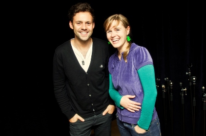 Michael Foret a Žofie Kabelková zpívají o seznámení přes internet