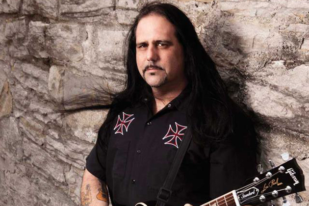 Mike Scaccia, kytarista Ministry, zemřel na zástavu srdce