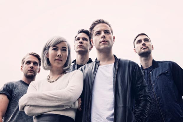 The Naked and Famous: Pošleme do vás snowboard. Bude to úlet!