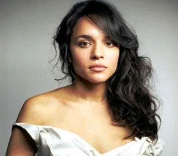 Jak zní nová Norah Jones? Poslechněte si celou desku!
