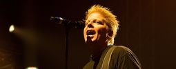 LIVE: The Offspring se v Praze stali světlem na konci tunelu