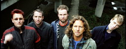 RECENZE: A udeřil blesk! Pearl Jam jsou i podesáté přesvědčiví