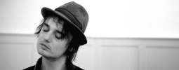 Pete Doherty českým fanouškům vynahradí loňský zrušený koncert