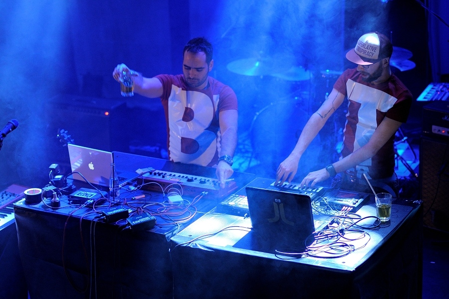 LIVE: Bratři jak se patří aneb profesionální a bezprostřední Piano