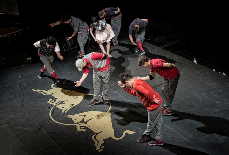 LIVE: Breakdance versus Johann Sebastian Bach. Famózní!