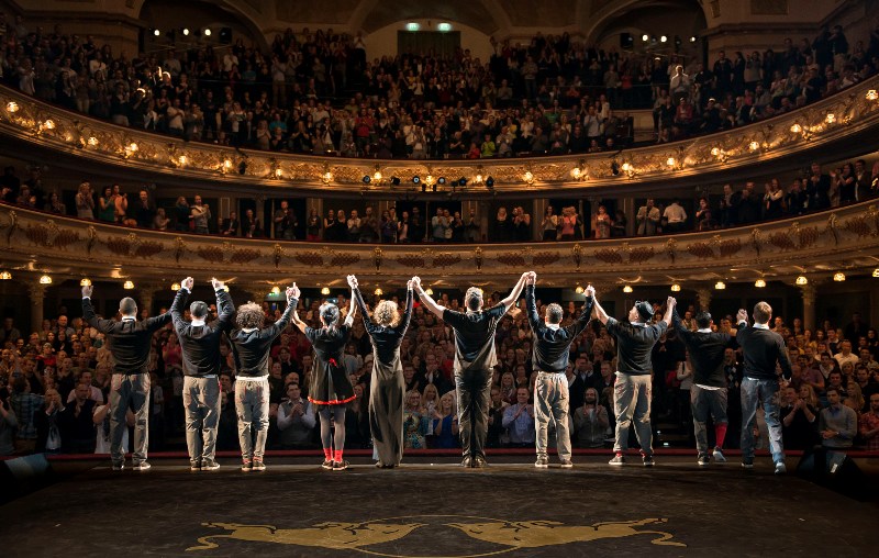 LIVE: Breakdance versus Johann Sebastian Bach. Famózní!