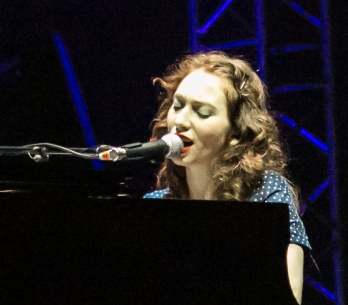 LIVE: Regina Spektor na Hradě - Já, já, já, já Ginu mám rád!