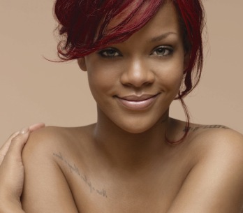 Rihanna v Británii boduje s Talk That Talk, zapsala se do historie