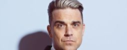 Robbie Williams příští rok zaswinguje i v České republice