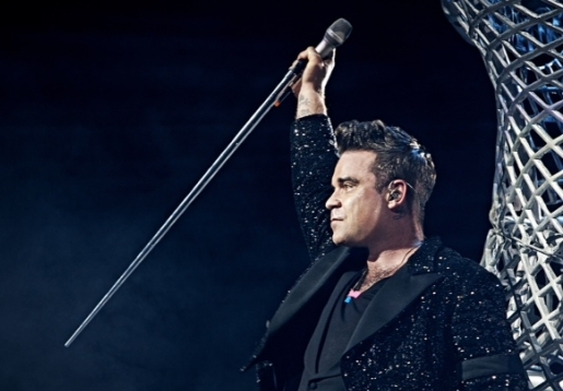 LIVE: Robbie Williams je král Evropy. Naživo i v kině