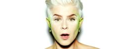 Robyn spáchala cover Every Teardrop Is A Waterfall od Coldplay