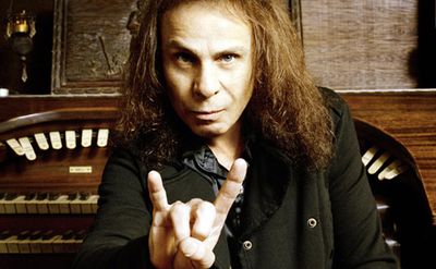 Ronnie James Dio: hold mu vzdají Lemmy, Deep Purple i Foo Fighters