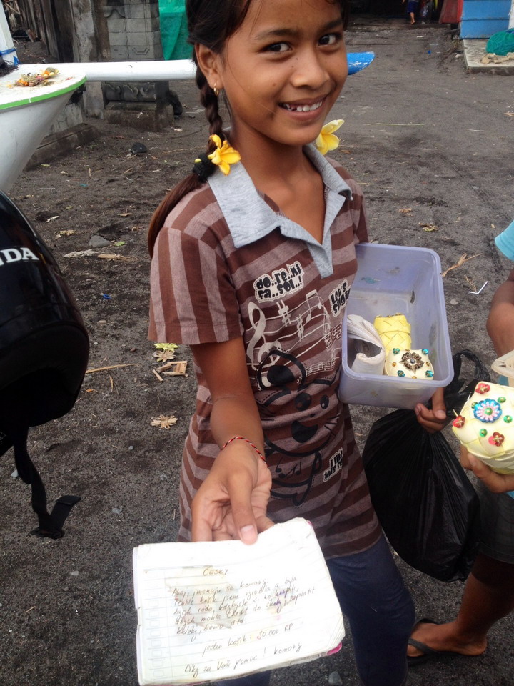 Holka s deníčkem - Amed východní Bali resize