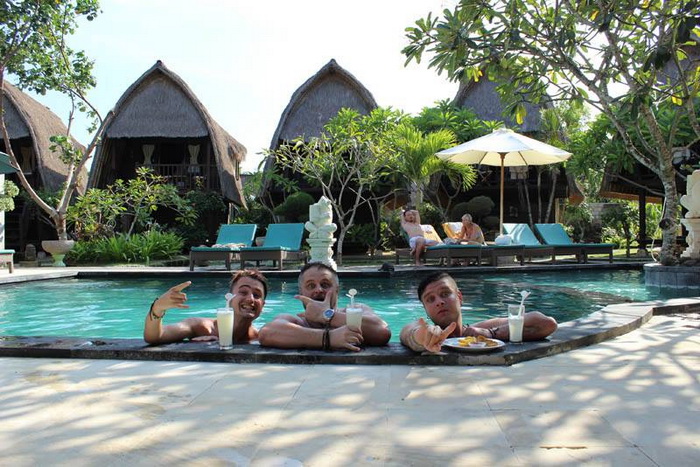 ROCKBLOG - Rybičky 48: Světská zdravice z Ostrova Bohů