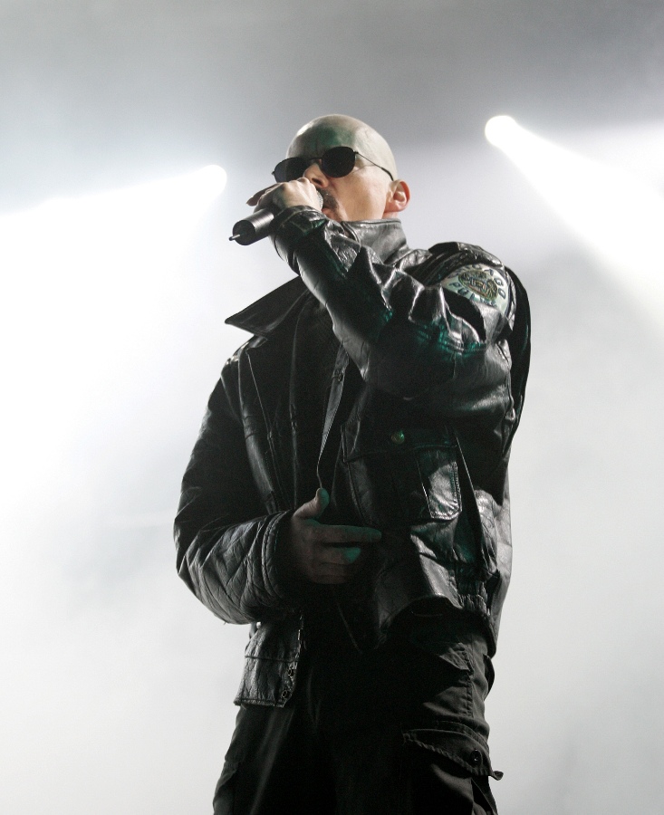 Andrew Eldritch: Milosrdné sestry (s ručením omezeným)