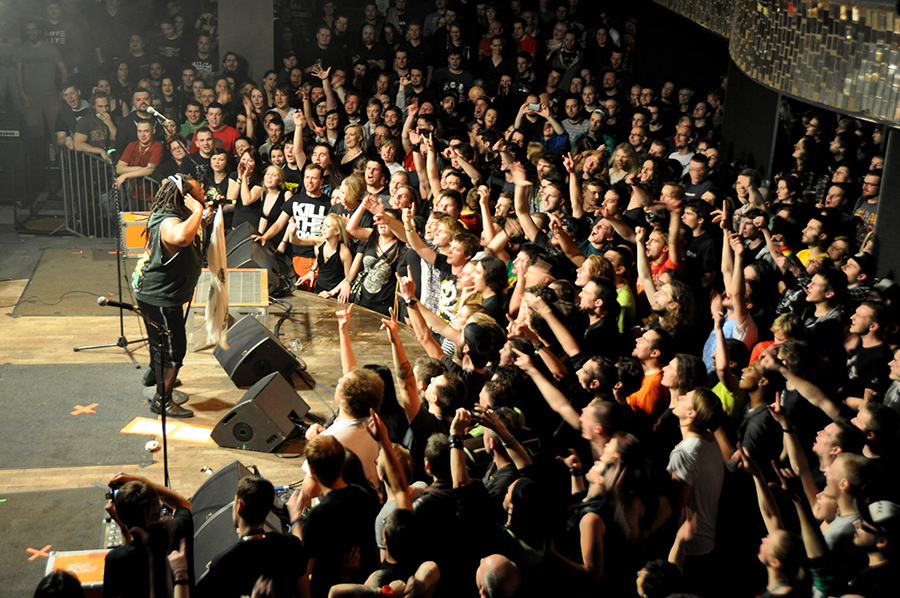 LIVE: Les paroháčů - Skindred a Soil vyfakovali Prahu