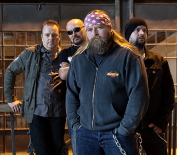 RECENZE: Škwor zklidnil slovník. Naštvaný na svět je ale dál