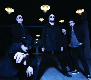 RECENZE: Slobodná Európa není plastic shit