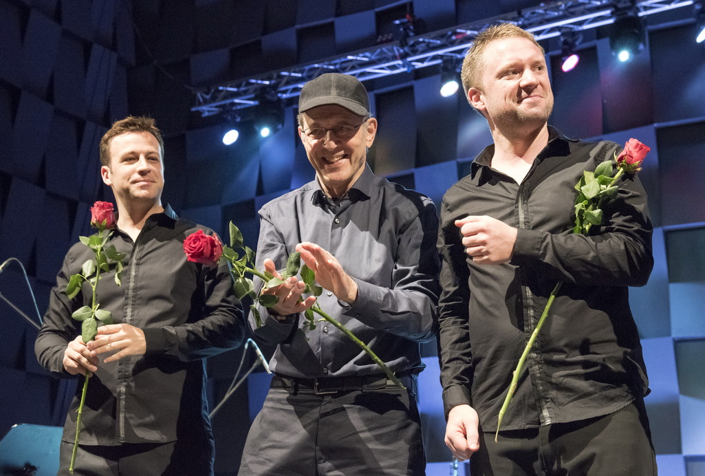 LIVE: Tleskající Steve Reich si nezaslouží nic jiného než potlesk. S poklonou