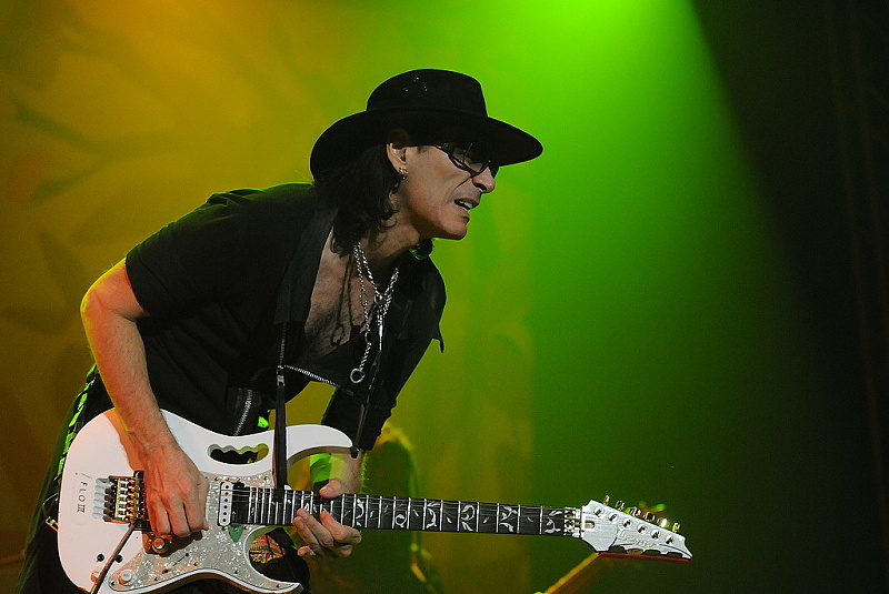 LIVE: Steve Vai demonstroval možnosti elektrické kytary