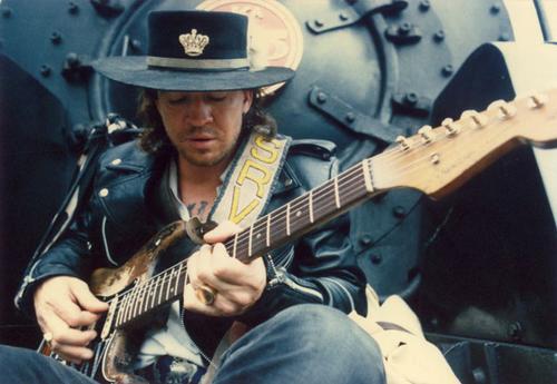SMRT SI ŘÍKÁ ROCK'N'ROLL: Stevie Ray Vaughan (160.)