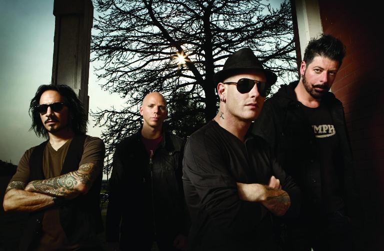 Corey Taylor, zpěvák Slipknot, přiveze do Prahy svoji smečku Stone Sour